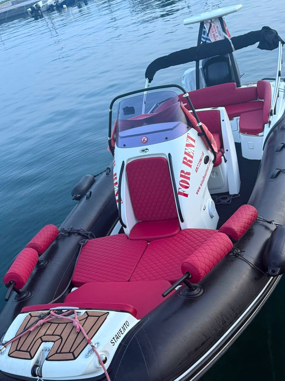 Wind Boat 6.5m cockpit and red seating view in Skopelos