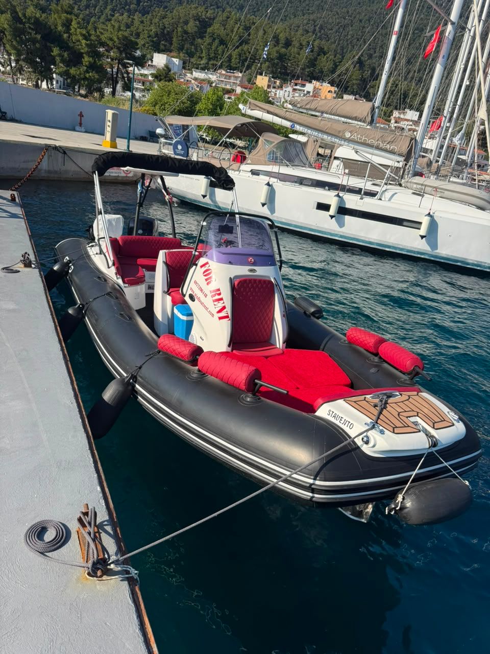 Wind Boat 6.5m stern view in Skopelos marina